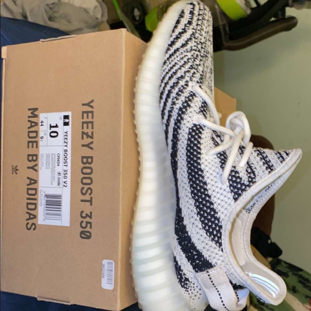 Yeezy 350 Zebras
